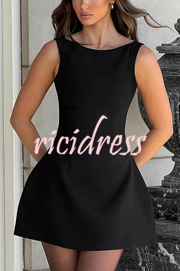 Cosmopolitan Chic High Neck Scoop Back Bubble-shaped Mini Dress