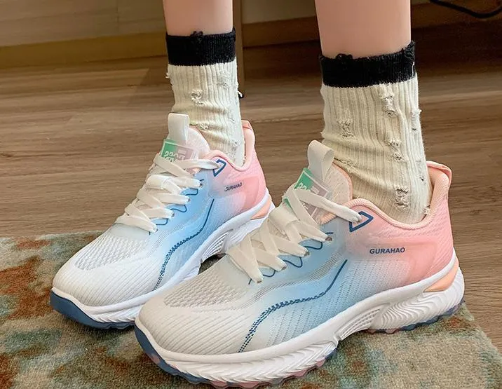 Fly Weaving Comfortable Light Sneakers