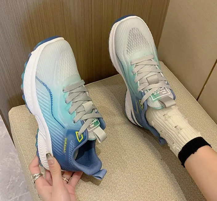 Fly Weaving Comfortable Light Sneakers