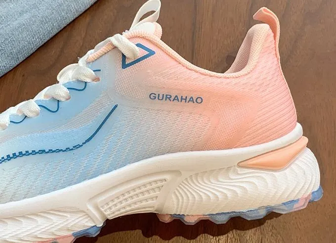 Fly Weaving Comfortable Light Sneakers