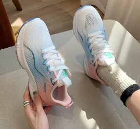 Fly Weaving Comfortable Light Sneakers