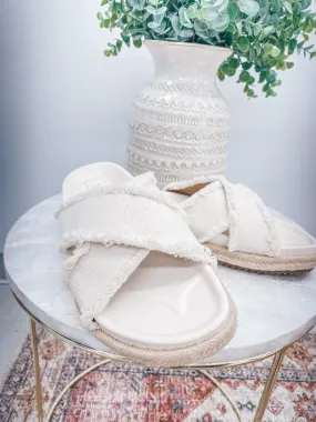 The Courtney Sandals Bone 7.5