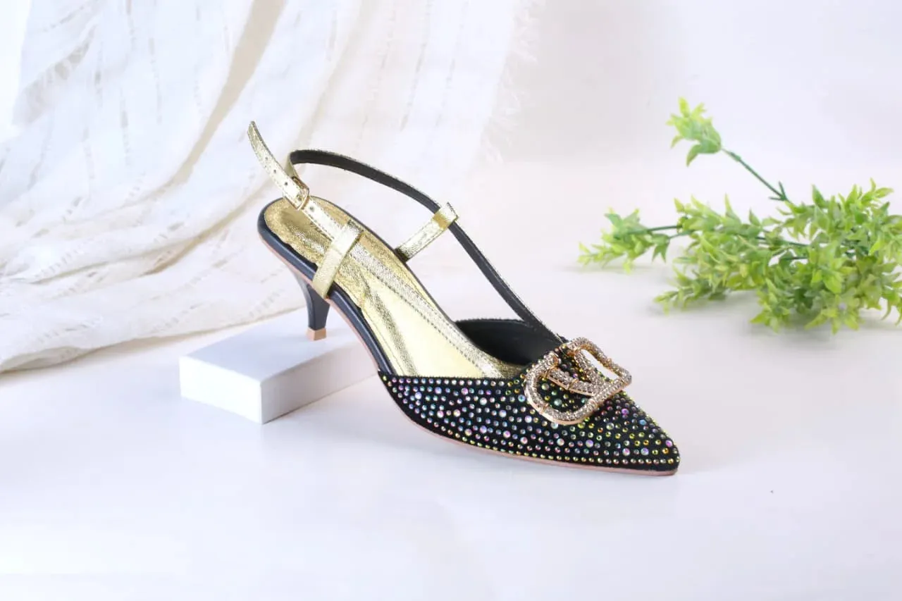 VLOGO SIGNATURE PUMPS - BLACK (MULTI)
