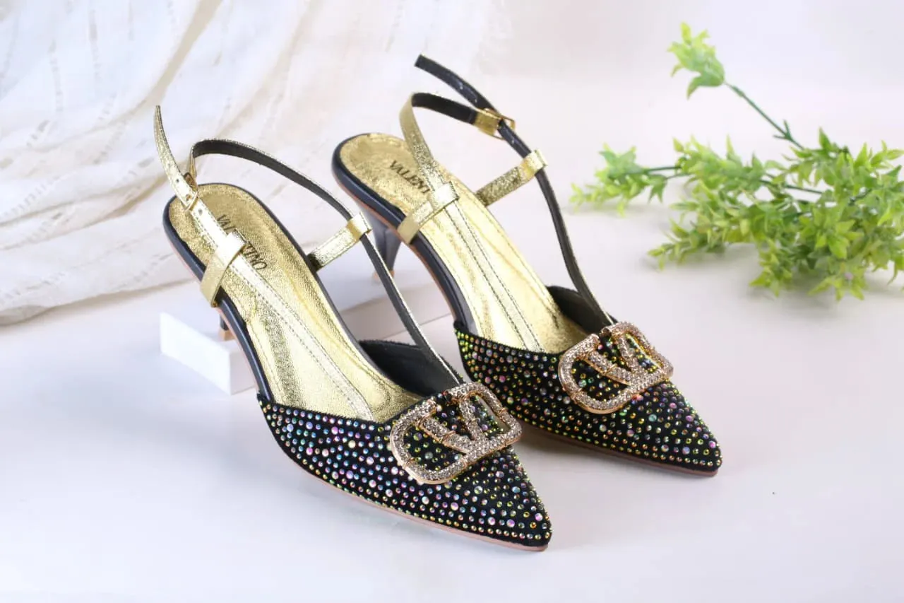 VLOGO SIGNATURE PUMPS - BLACK (MULTI)