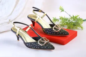 VLOGO SIGNATURE PUMPS - BLACK (MULTI)