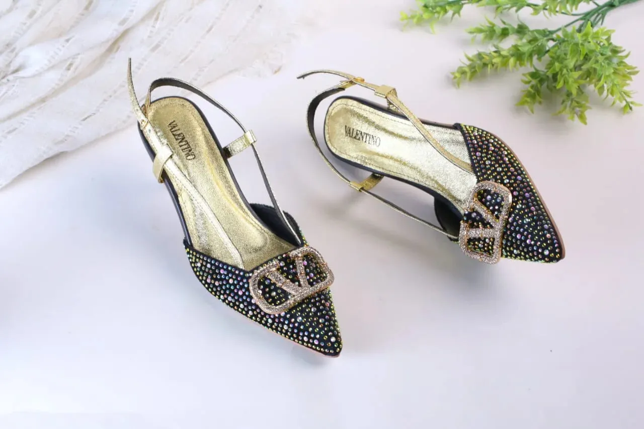VLOGO SIGNATURE PUMPS - BLACK (MULTI)