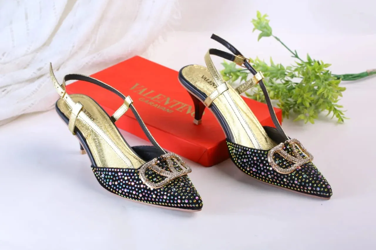 VLOGO SIGNATURE PUMPS - BLACK (MULTI)