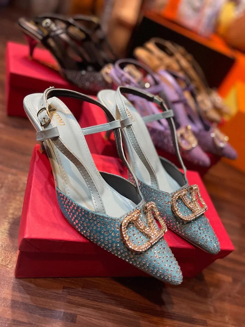 VLOGO SIGNATURE PUMPS - LIGHT BLUE