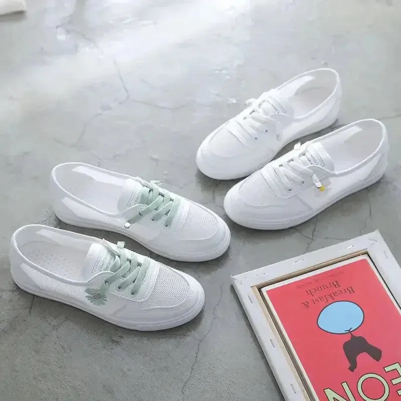 Women's Breathable Mesh Flats | Light Lace-Up Casual Sneakers for Spring/Summer