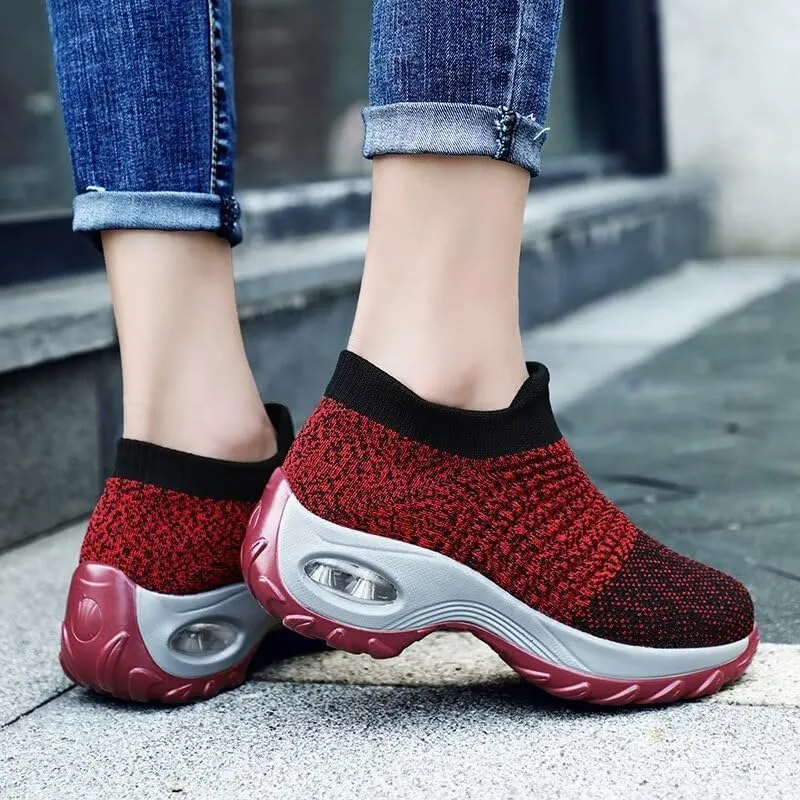 Women's Concise Breathable Slip On Walking Shoes for Street Shopping